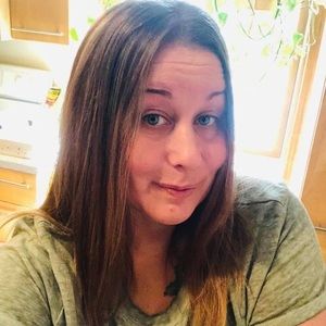 Meet your Posher, Kandy